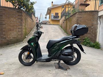 Honda SH 150 vetro
