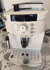 Macchina caffe Delonghi Magnifica S