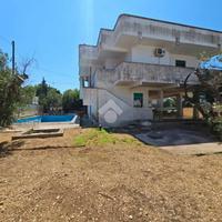 VILLA SINGOLA A PORTO CESAREO