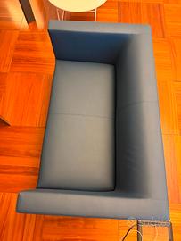Divano design AKKA 2 posti Nahu – skay blu scuro