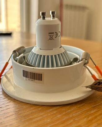 Faretto da incasso con lampada