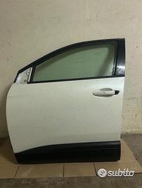 Portiera anteriore sinistra guida peugeot 3008