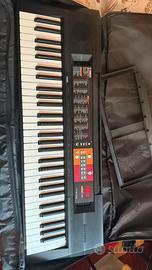 Yamaha PSR-F51 – Tastiera 61 tasti – Come nuova