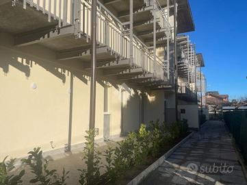 2 LOCALI A CARDANO AL CAMPO