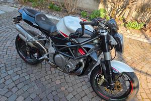 MV Agusta Brutale 910 R