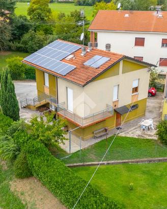 CASA INDIPENDENTE A MONTECCHIO EMILIA
