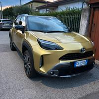 Yaris cross premiere