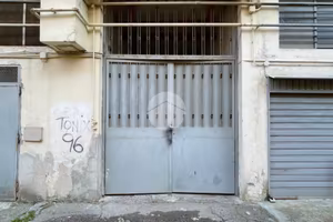 BOX A CASTELLAMMARE DI STABIA