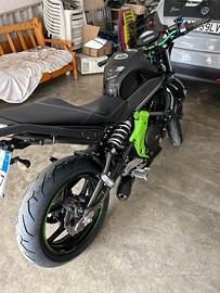 Kawasaki ER 6N 650