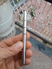 penna stilografica  in argento 