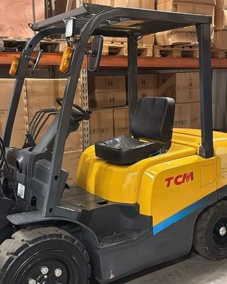 Carrello elevatore TCM