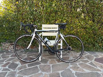 Bici da corsa Pinarello fp1