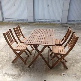 Tavolo da giardino in legno + 4 sedie