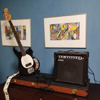 Chitarra elettrica basso e amplificatore 