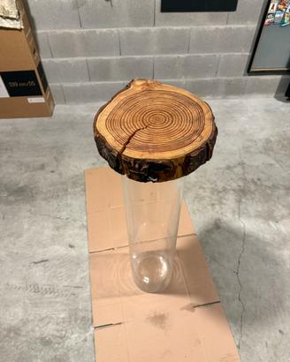 Vaso in cristallo cilindrico con base in legno