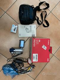 Video camera Canon MD101