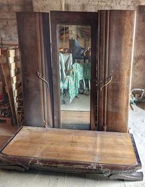 Mobile in legno antico anni 30