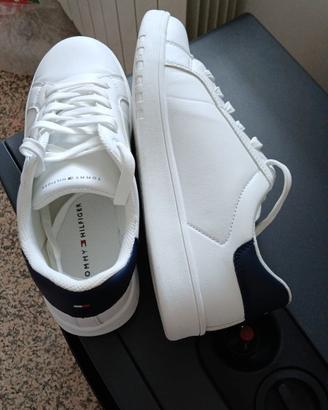 scarpe n 39 tommy hilfiger