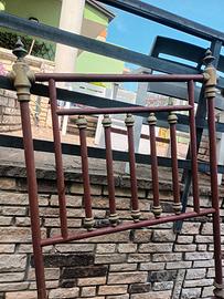 letto in ferro con particolari in ottone