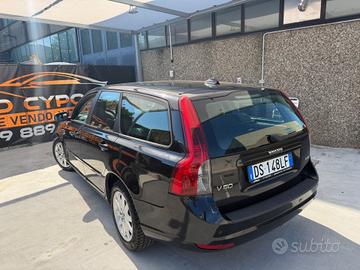 VOLVO V50 SW 2.0D FAMIGLIARE 6MARCE
