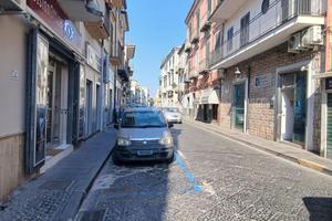 NEGOZIO A POMIGLIANO D'ARCO