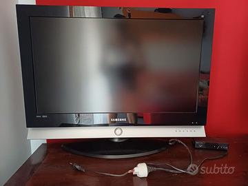 TV Samsung 32" HD + Decoder Digitale Terrestre DVB