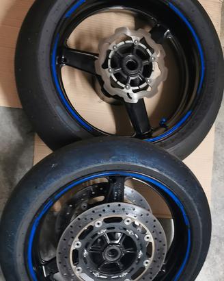 CERCHI COMPLETI YAMAHA R6 2001