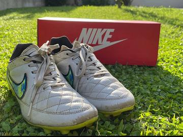 Scarpe da calcio Nike Tiempo Genio Leather