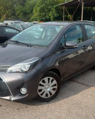 Toyota Yaris 1.0 5 porte Lounge