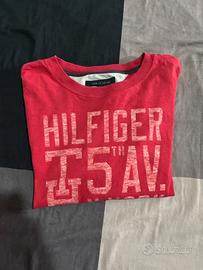 T-shirt Tommy Hilfiger Rossa Taglia L – Grafica Va