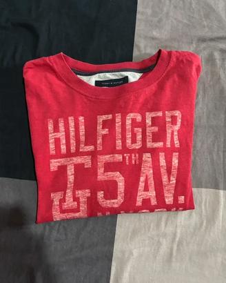T-shirt Tommy Hilfiger Rossa Taglia L – Grafica Va