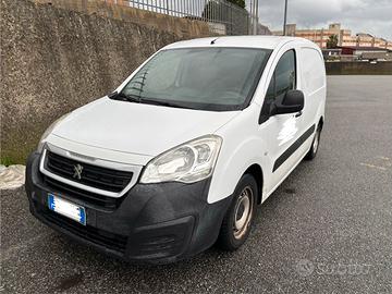 Peugeot partner 3 posti