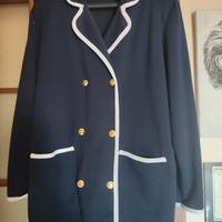 Giacca doppiopetto con bordini bianchi e bottoni