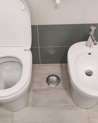 N.2 Coppie di sanitari