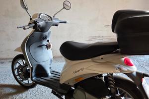 scooter piaggio 125