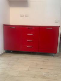 mobile soggiorno rosso con cassettiera