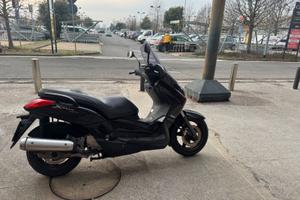 Yamaha Xmax 125