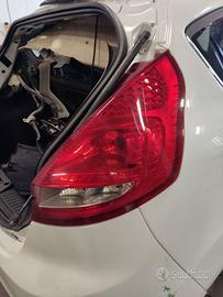 Fanale posteriore destro FORD FIESTA del 2010