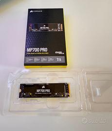 Corsair MP700 PRO 1TB PCIe 5.0 NVMe M.2