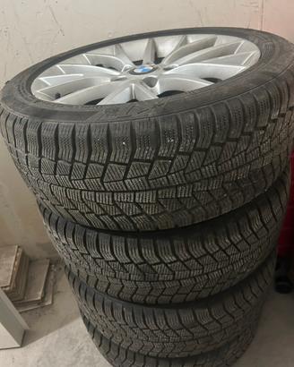 4 cerchi BMW da 17 gommati invernali