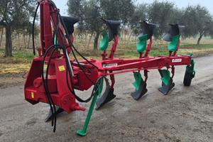 Trattore Aratro 4 vomeri kverneland LB115