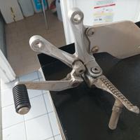 Pedana sx completa per Yamaha R1 1998/1999