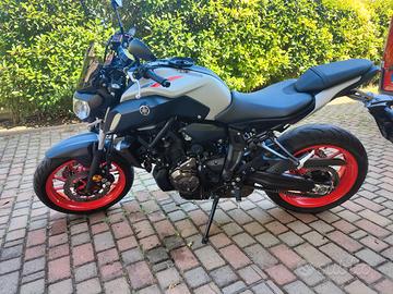 Yamaha MT-07-2019 35 kW (depotenziata patente A2)