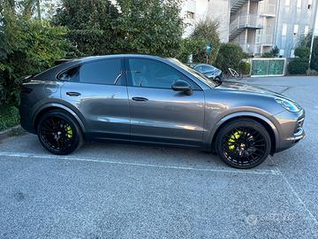 Cayenne coupe 3.0 v6 E-HYBRID. 24 M. PORSCHE APRUV