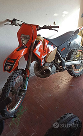 Moto enduro 250 2t ktm