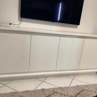 Mobile per tv con 4 ante apribili