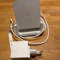 Carica batteria iPhone da tavolo Logitech