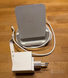 Carica batteria iPhone da tavolo Logitech
