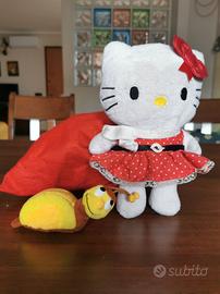 mitica Hello Kitty con lumaca 