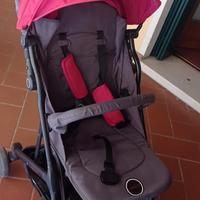 Passeggino leggero e compatto